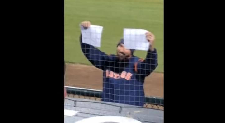 Justin Verlander fires back at heckler post thumbnail image