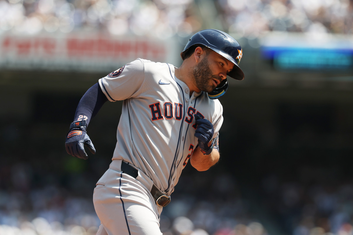 Astros Take the Lead Over Yankees post thumbnail image
